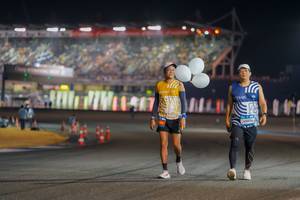 BIB: 40000, 45004
                            <button type="button" onclick="openModal(22812160)" class="btn btn-primary btn-sm float-right btn-popup" data-toggle="modal" data-target=".modal-high-quality">
                        <i class="fas fa-shopping-cart"></i> Add to Cart
                    </button>
                                            <button type="button" onclick="isThisMe(22812160, true)" class="btn btn-success btn-sm float-right btn-popup btn-isme hidden" data-toggle="tooltip" data-placement="bottom" title="นี่คือรูปของคุณใช่ไหม คลิกที่นี่เพื่อเอาเข้าอัลบั้ม">
                        <i class="fas fa-plus"></i> Add to album
                    </button>
                    <button type="button" onclick="isThisMe(22812160, false)" class="btn btn-warning btn-sm float-right btn-popup btn-isnotme hidden">
                        <i class="fas fa-ban"></i> Remove from album
                    </button>